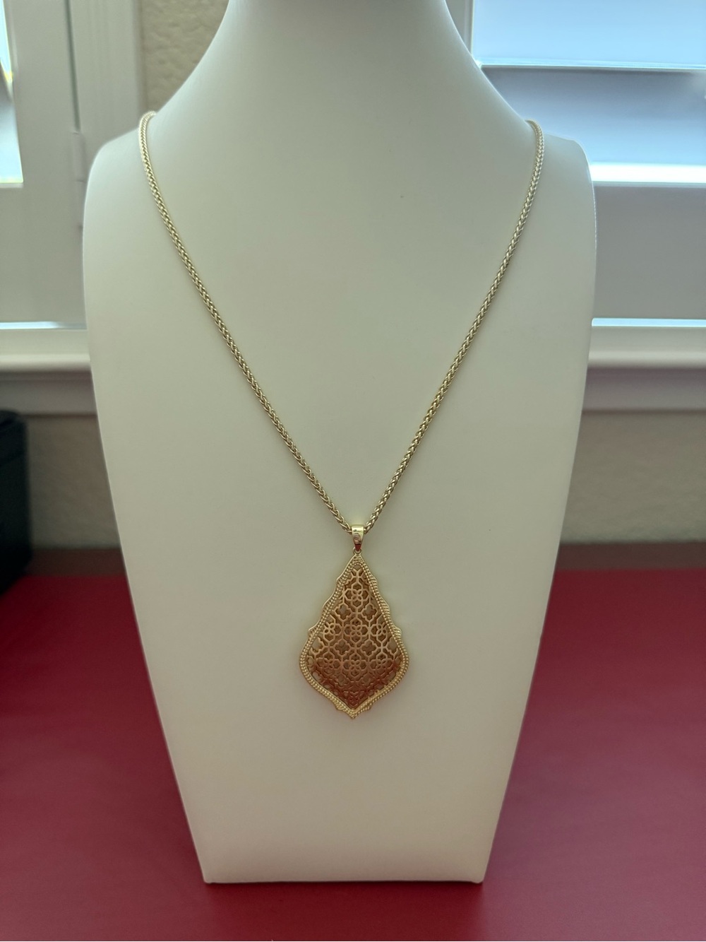 Kendra Scott Aiden Filigree Pendant Long Necklace in Rose &Yellow Gold Tone NWOT